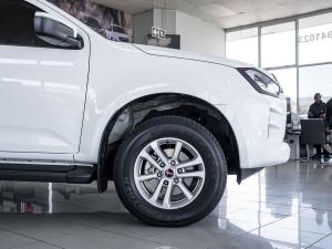 Isuzu D-Max 1.9TD double cab LS auto - Image 9