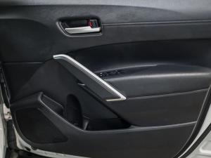 Toyota Corolla Cross 1.8 XR - Image 25