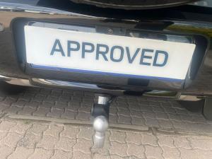 Land Rover Defender 110 D350 X-Dynamic HSE - Image 11