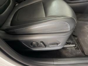 Hyundai Tucson 2.0 Executive - Image 17