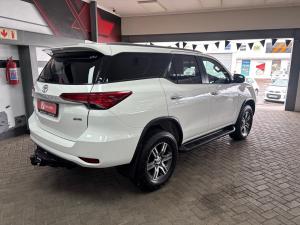Toyota Fortuner 2.4GD-6 4x4 - Image 2