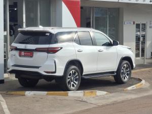 Toyota Fortuner 2.8GD-6 VX - Image 2