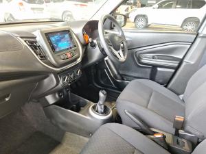 Toyota Vitz 1.0 XR manual - Image 7