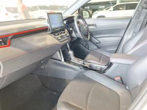 Toyota Corolla Cross 1.8 HEV GR-Sport - Image 7