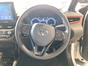 Toyota Corolla Cross 1.8 HEV GR-Sport - Image 8