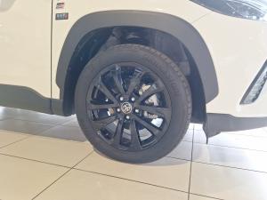 Toyota Corolla Cross 1.8 HEV GR-Sport - Image 15