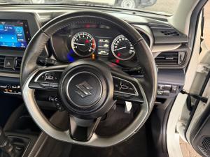 Suzuki Baleno 1.5 GL manual - Image 8