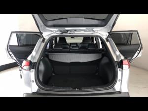 Toyota Corolla Cross 1.8 XS - Image 13