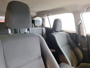 Toyota RAV4 2.0 GX auto - Image 12