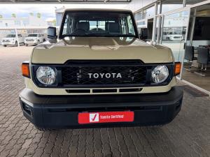 Toyota Land Cruiser 79 2.8GD-6 double cab - Image 4