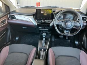 Toyota Starlet Cross 1.5 XR auto - Image 6