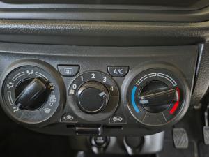 Toyota Vitz 1.0 - Image 11