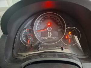 Volkswagen Cross UP! 1.0 5-Door - Image 9