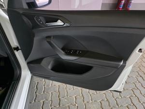 Volkswagen T-CROSS 1.0 TSI Comfortline - Image 16