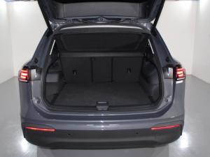 Volkswagen Tiguan 2.0 TDI Life 4M DSG - Image 16