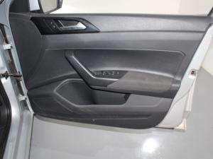 Volkswagen Polo 1.0 TSI Life DSG - Image 13