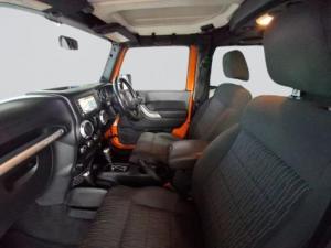 Jeep Wrangler Sahara 3.6L V6 automatic 2-Door - Image 3