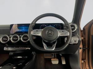 Mercedes-Benz A200d - Image 14