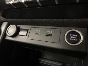 Mitsubishi Triton 2.4 Di-DC GLS automaticD/C - Image 10