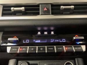 Mitsubishi Triton 2.4 Di-DC GLS automaticD/C - Image 8