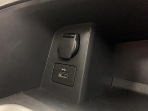 Nissan Magnite 1.0T Acenta Plus CVT - Image 8