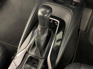 Toyota Corolla 1.8 XS Hybrid CVT - Image 8