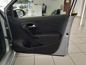 Volkswagen Polo Vivo 1.4 Trendline - Image 14