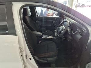 Renault Kiger 1.0T Intens - Image 6