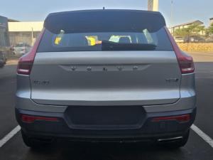 Volvo XC40 T5 AWD R-Design - Image 3