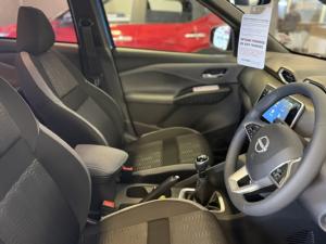 Nissan Magnite 1.0 Acenta manual - Image 5