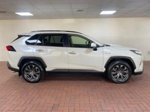 Toyota RAV4 2.5 Hybrid VX E-Four - Image 5