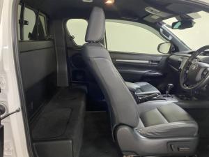 Toyota Hilux 2.8GD-6 Xtra cab Legend auto - Image 9