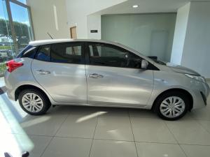 Toyota Yaris 1.5 Xi - Image 5