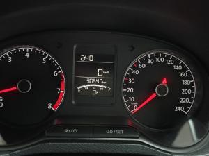 Volkswagen Polo Vivo hatch 1.4 Comfortline - Image 3