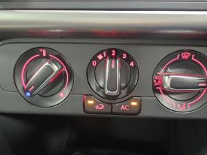 Volkswagen Polo Vivo hatch 1.4 Comfortline - Image 6