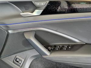 Volkswagen Tiguan 2.0TDI R-Line 4Motion - Image 29