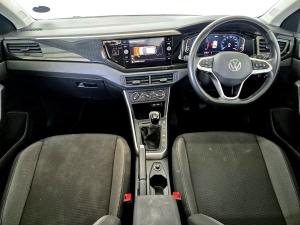 Volkswagen Polo hatch 1.0TSI Life manual - Image 12