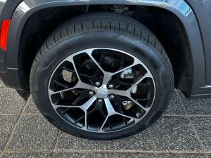 Jeep Grand Cherokee 3.6 4x4 Overland - Image 5