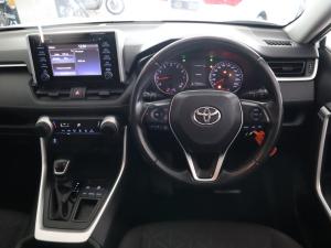 Toyota RAV4 2.0 GX auto - Image 10