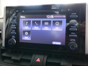 Toyota RAV4 2.0 GX auto - Image 14