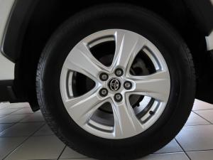 Toyota RAV4 2.0 GX auto - Image 25