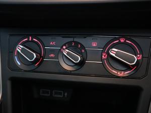 Volkswagen Polo hatch 1.0TSI Comfortline - Image 17