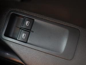 Volkswagen Polo Vivo hatch 1.4 Trendline - Image 12