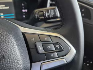 Volkswagen Amarok 2.0TDI double cab Life auto - Image 16