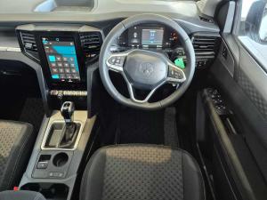 Volkswagen Amarok 2.0TDI double cab Life auto - Image 6