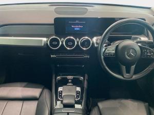 Mercedes-Benz GLB GLB220d 4Matic AMG Line - Image 11