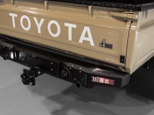 Toyota Land Cruiser 79 2.8GD-6 single cab auto - Image 24