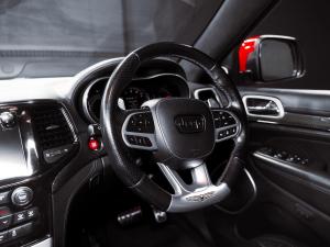 Jeep Grand Cherokee Trackhawk - Image 23