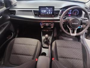 Kia Rio hatch 1.4 LS - Image 11