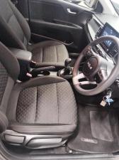 Kia Rio hatch 1.4 LS - Image 13